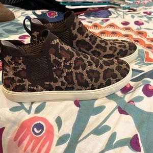 Rothys cheetah print booties